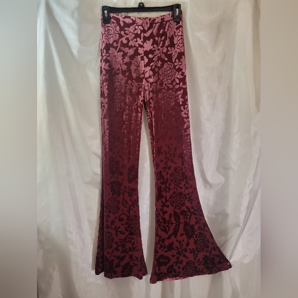 Forever 21 Pants - Forever 21 jaquard velvet flare pants